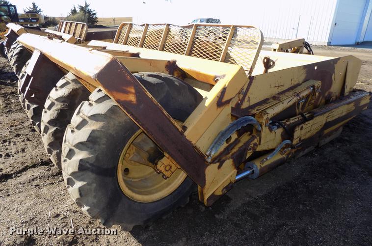 image for item DB8530 1999 Reynolds 14CS scraper