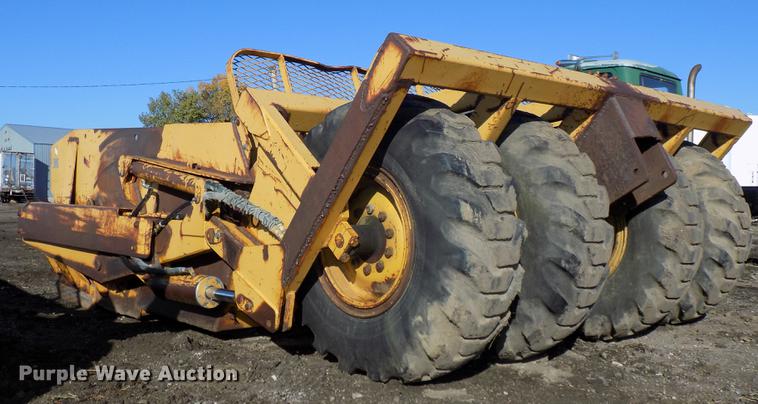 image for item DB8530 1999 Reynolds 14CS scraper