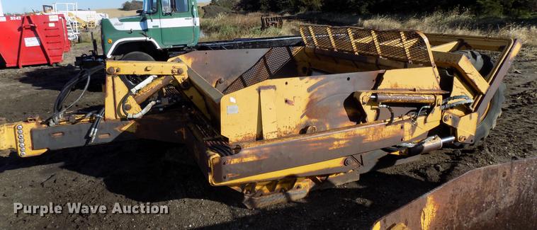 image for item DB8530 1999 Reynolds 14CS scraper