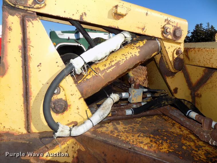 image for item DB8530 1999 Reynolds 14CS scraper