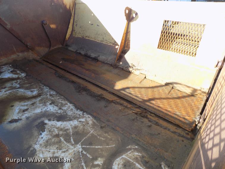 image for item DB8530 1999 Reynolds 14CS scraper