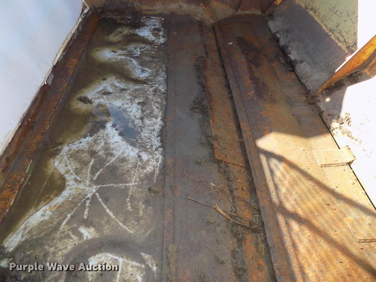 image for item DB8530 1999 Reynolds 14CS scraper