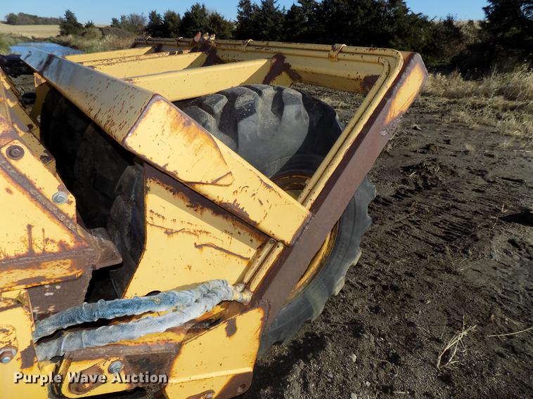 image for item DB8530 1999 Reynolds 14CS scraper