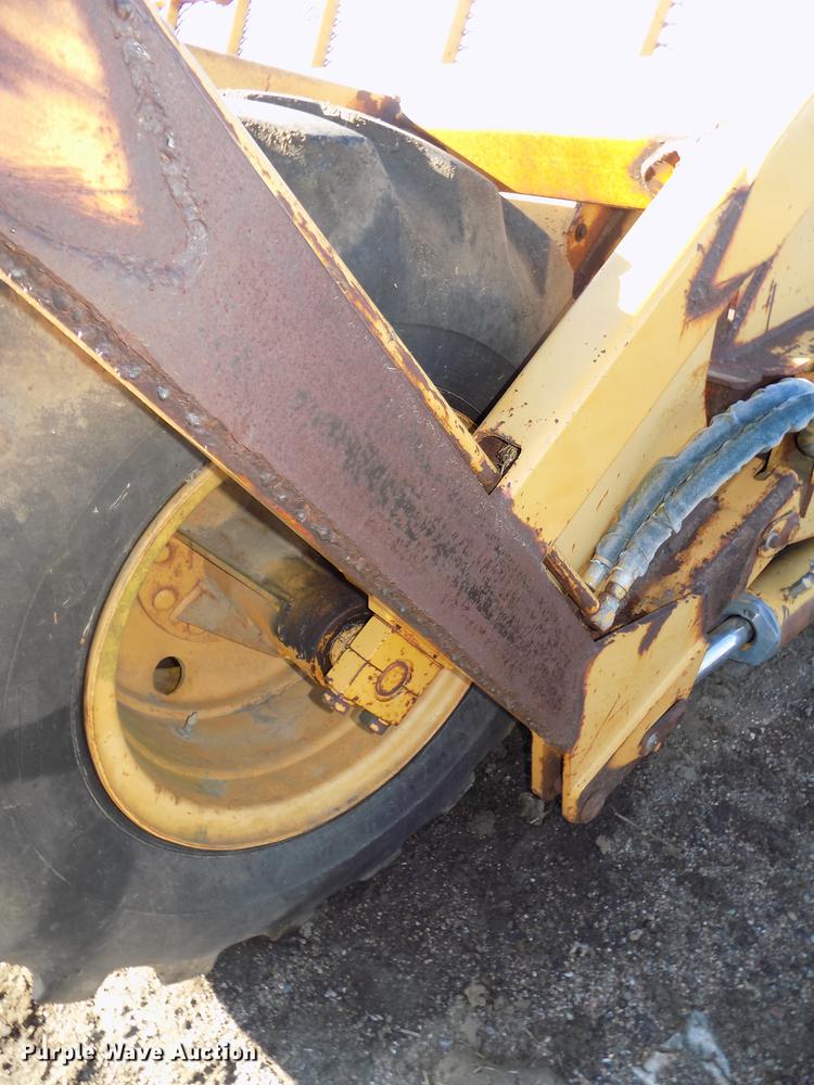 image for item DB8530 1999 Reynolds 14CS scraper