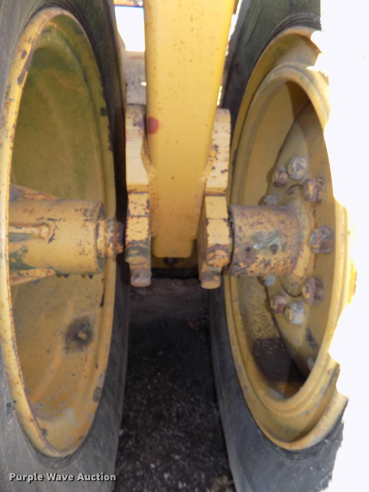 image for item DB8530 1999 Reynolds 14CS scraper