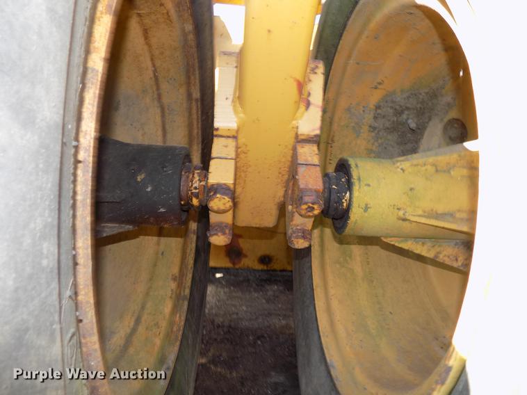 image for item DB8530 1999 Reynolds 14CS scraper