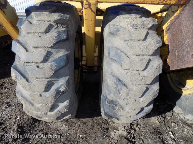 image for item DB8530 1999 Reynolds 14CS scraper