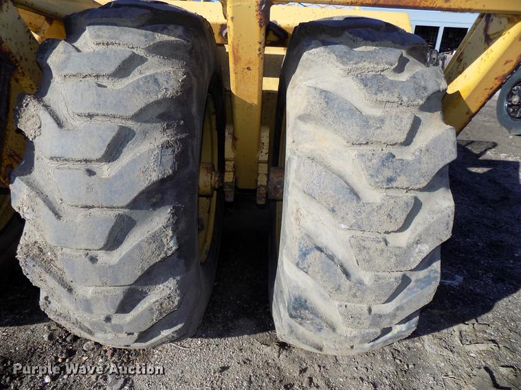 image for item DB8530 1999 Reynolds 14CS scraper