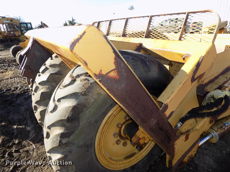 image for item DB8531 1999 Reynolds 14C scraper