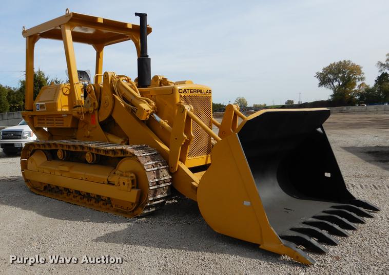 image for item DB9340 1977 Caterpillar 977L track loader