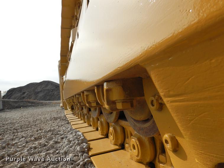 image for item DB9340 1977 Caterpillar 977L track loader