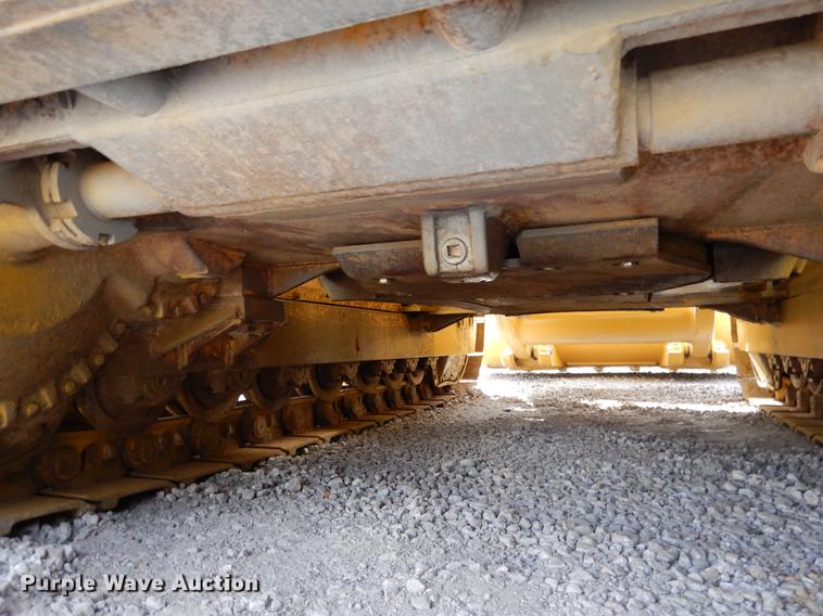 image for item DB9340 1977 Caterpillar 977L track loader