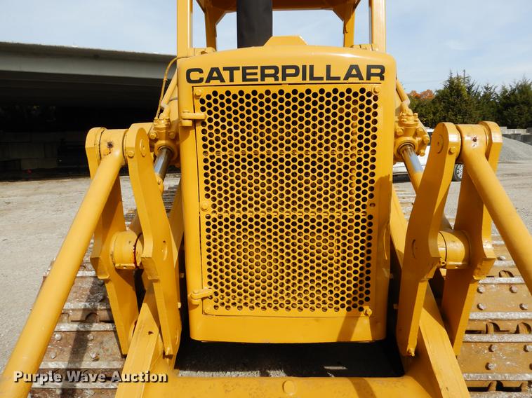 image for item DB9340 1977 Caterpillar 977L track loader