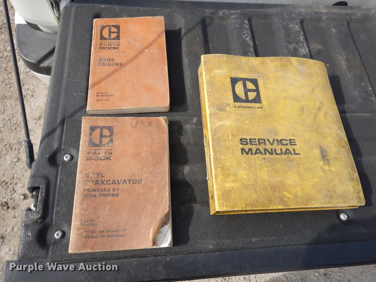 image for item DB9340 1977 Caterpillar 977L track loader