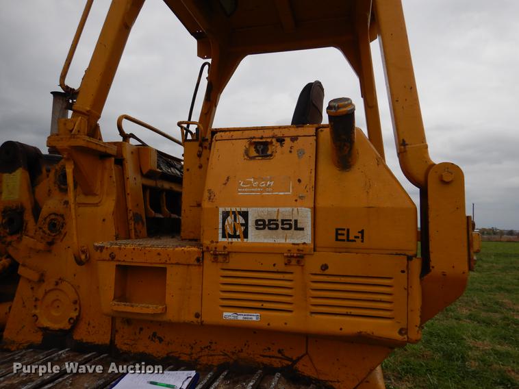 image for item DB9345 1978 Caterpillar 955L track loader