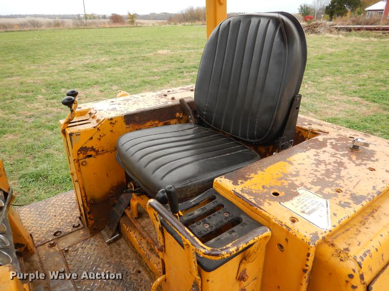 image for item DB9345 1978 Caterpillar 955L track loader