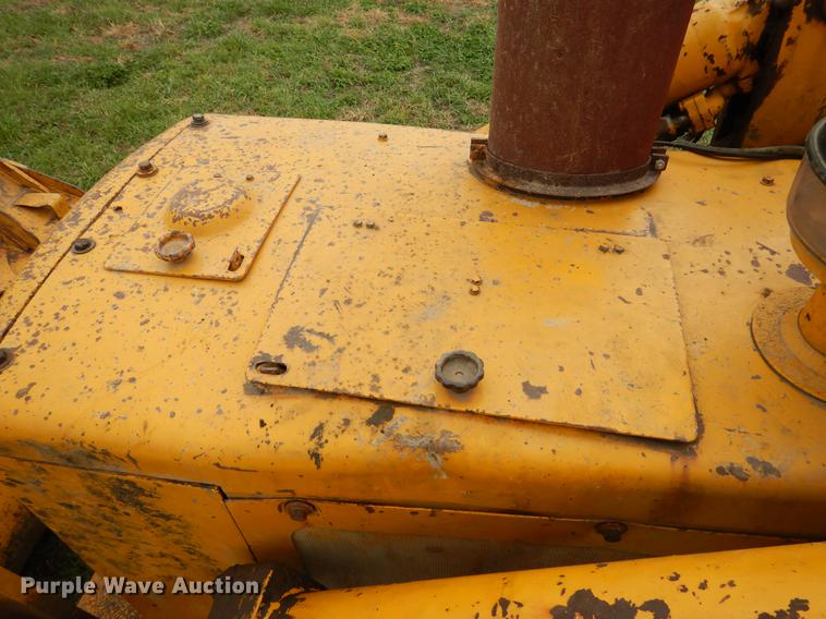 image for item DB9345 1978 Caterpillar 955L track loader