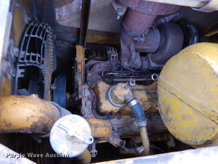 image for item DB9345 1978 Caterpillar 955L track loader