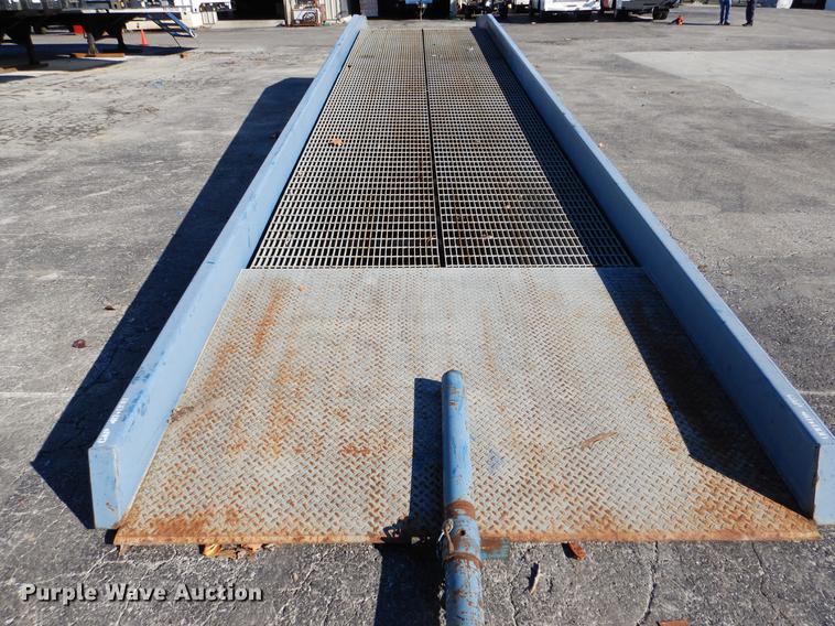 image for item DB9361 Bluff Manufacturing 40SYS8436L loading ramp