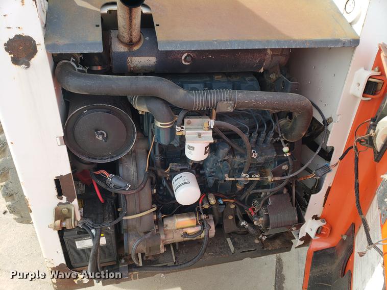 image for item DB9412 2003 Bobcat S300 skid steer