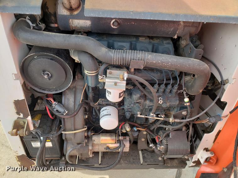 image for item DB9412 2003 Bobcat S300 skid steer