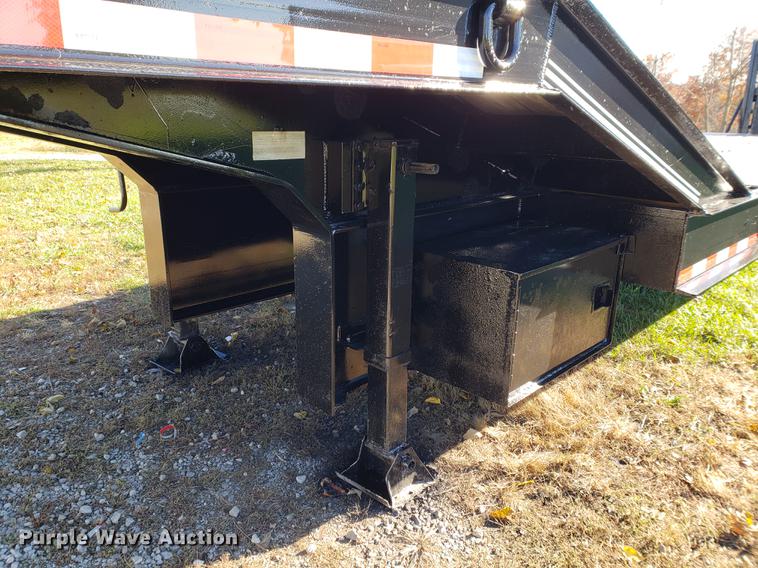 image for item DB9434 2000 Trailboss lowboy equipment trailer