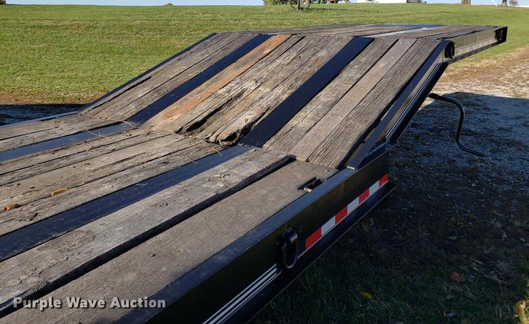 image for item DB9434 2000 Trailboss lowboy equipment trailer