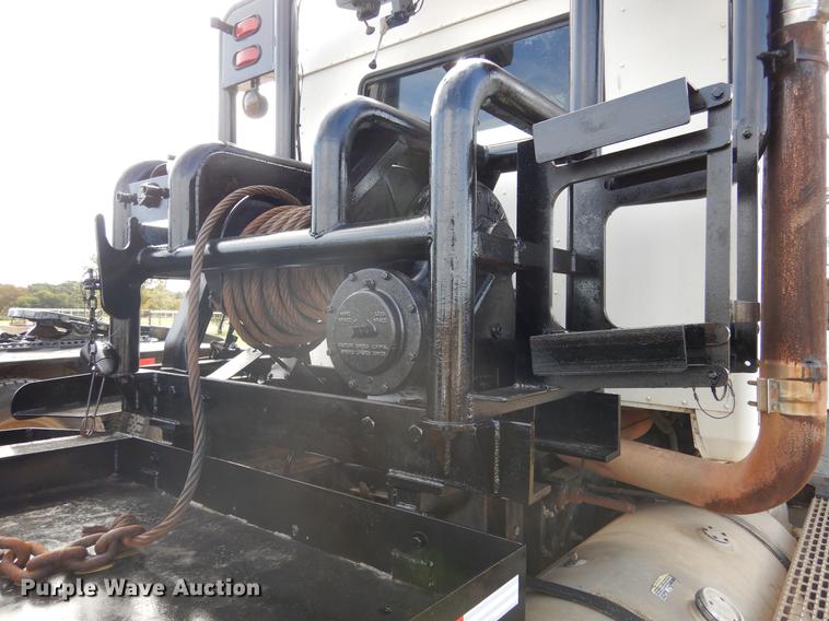 image for item DC5927 2000 Mack CH613 winch truck