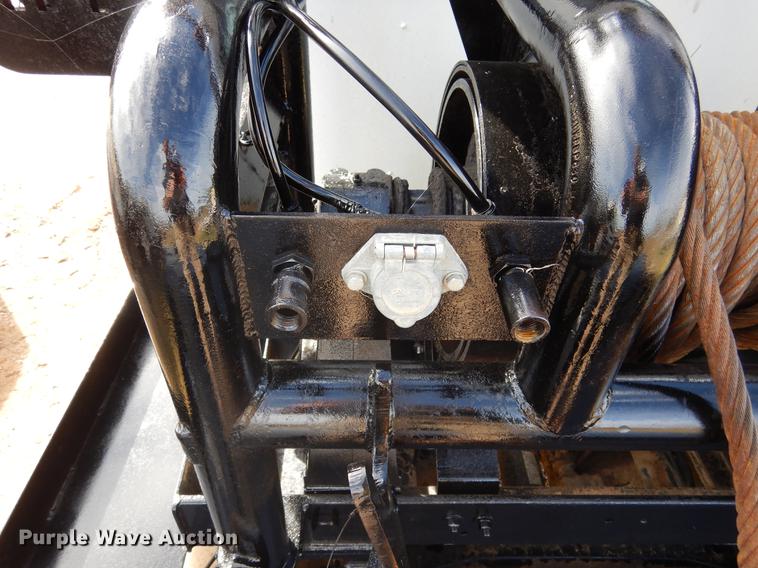 image for item DC5927 2000 Mack CH613 winch truck