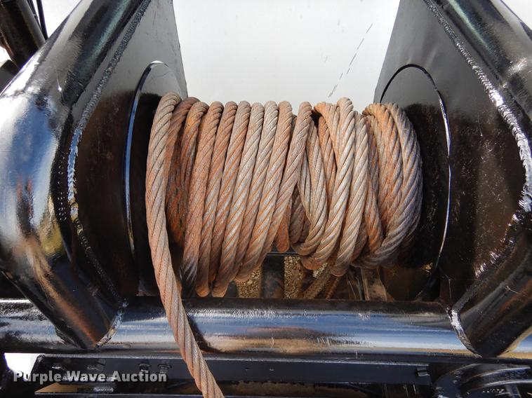 image for item DC5927 2000 Mack CH613 winch truck