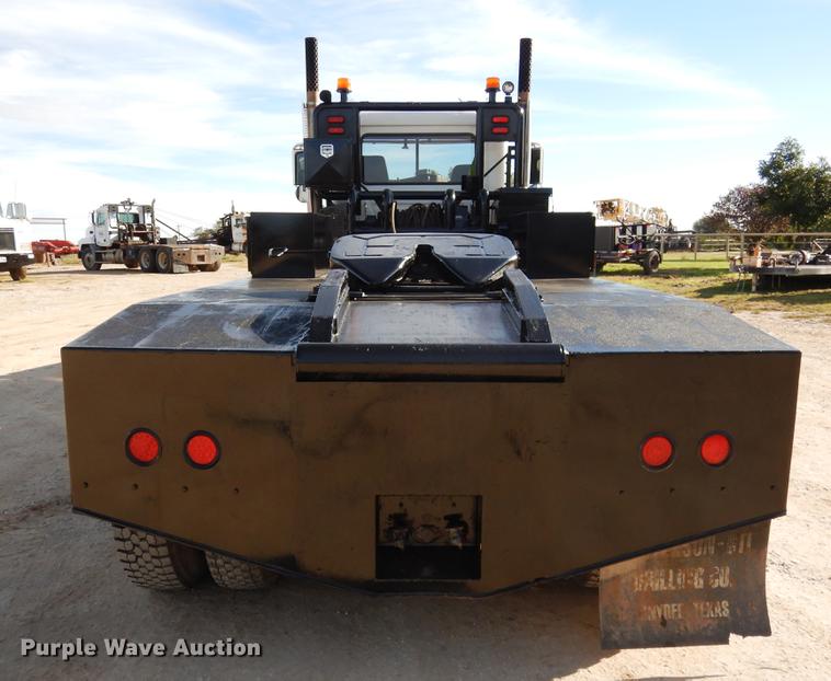 image for item DC5928 2009 Mack GU713 Granite winch truck