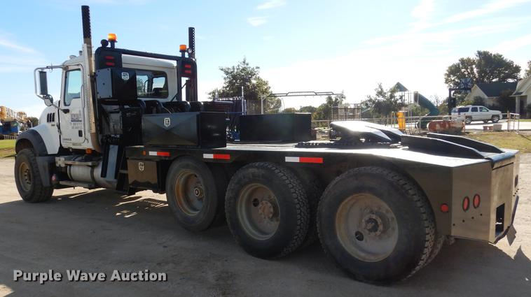 image for item DC5928 2009 Mack GU713 Granite winch truck