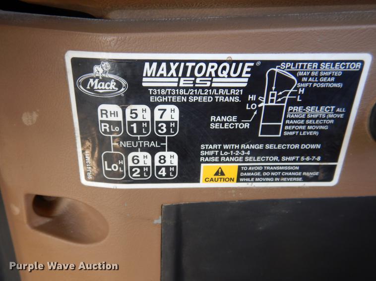 image for item DC5928 2009 Mack GU713 Granite winch truck