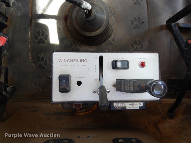 image for item DC5928 2009 Mack GU713 Granite winch truck