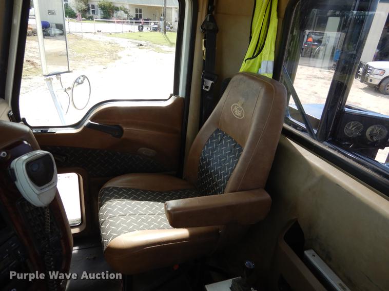 image for item DC5928 2009 Mack GU713 Granite winch truck