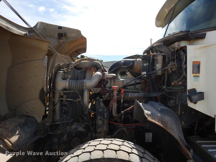 image for item DC5928 2009 Mack GU713 Granite winch truck