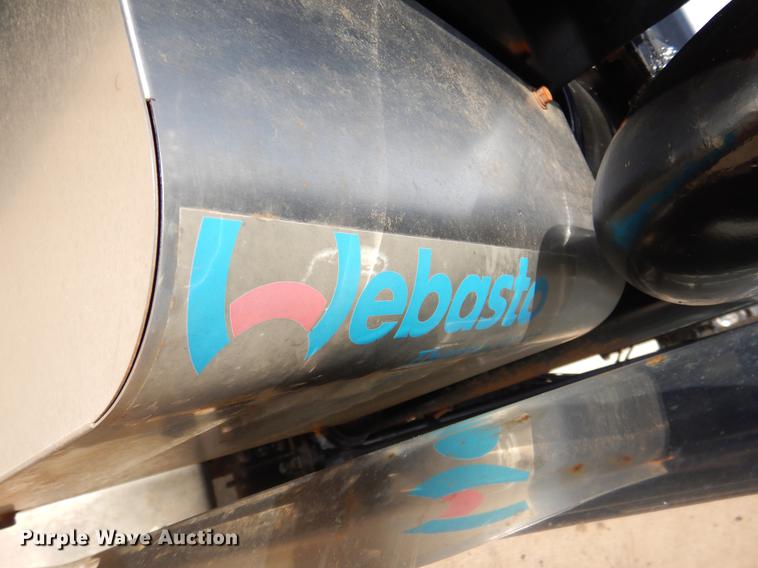 image for item DC5928 2009 Mack GU713 Granite winch truck