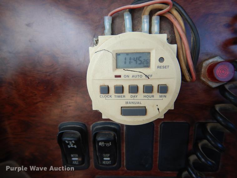 image for item DC5928 2009 Mack GU713 Granite winch truck