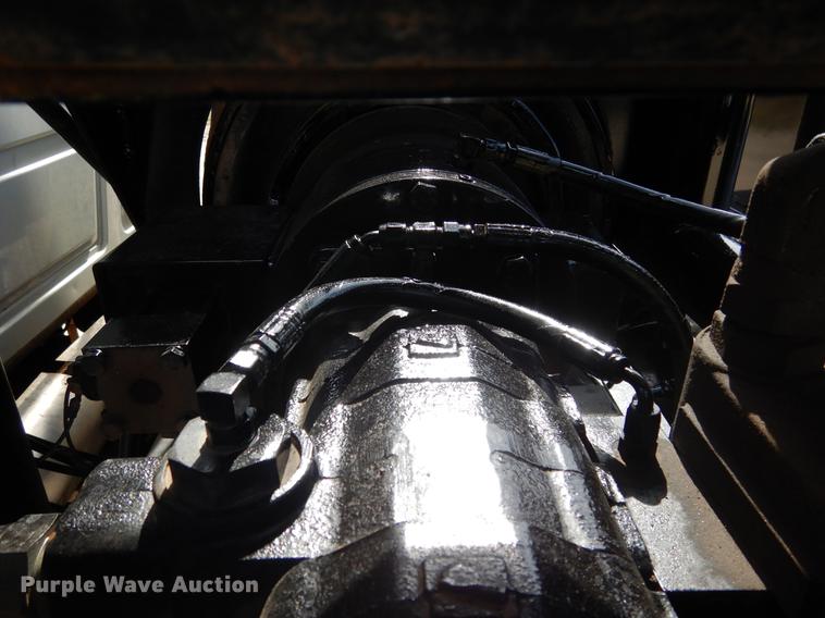 image for item DC5928 2009 Mack GU713 Granite winch truck