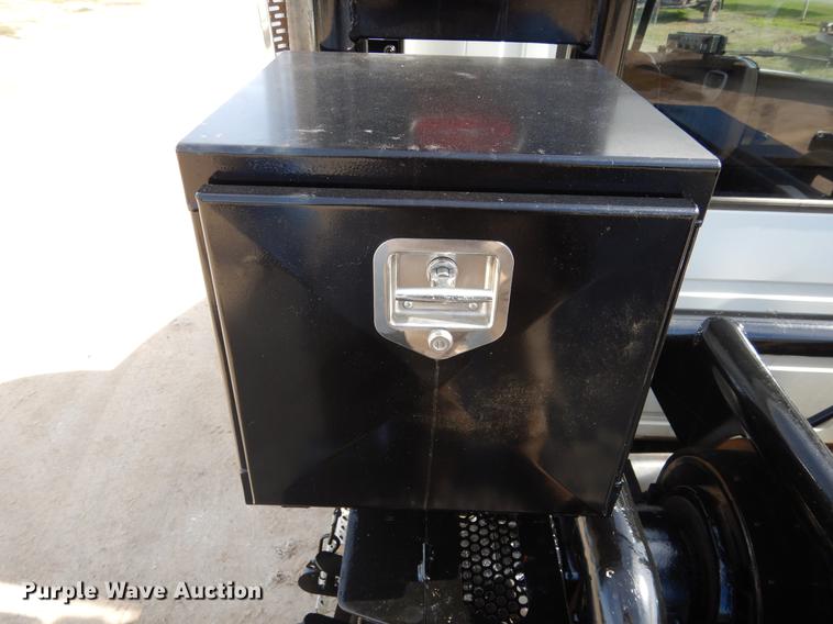 image for item DC5928 2009 Mack GU713 Granite winch truck