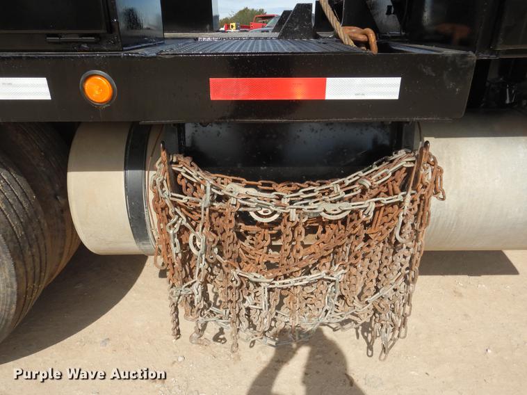 image for item DC5928 2009 Mack GU713 Granite winch truck