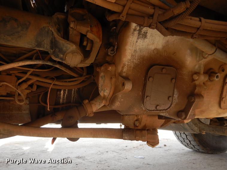 image for item DC5928 2009 Mack GU713 Granite winch truck