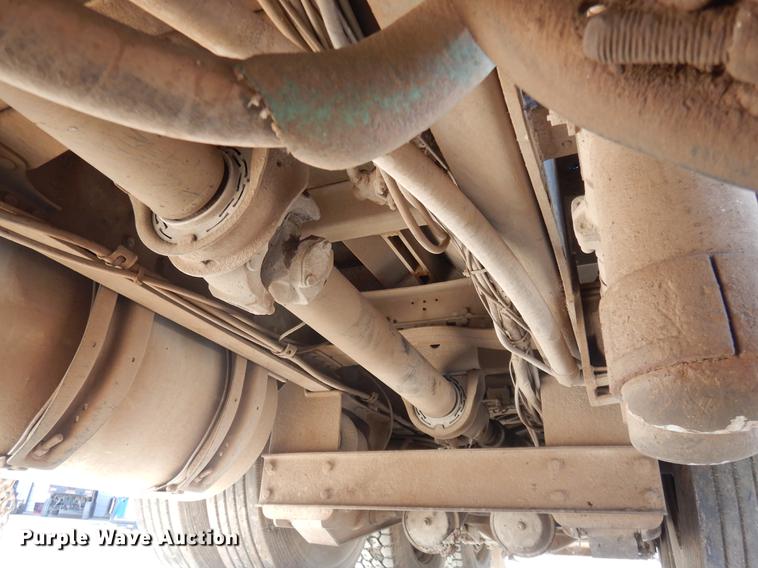 image for item DC5928 2009 Mack GU713 Granite winch truck