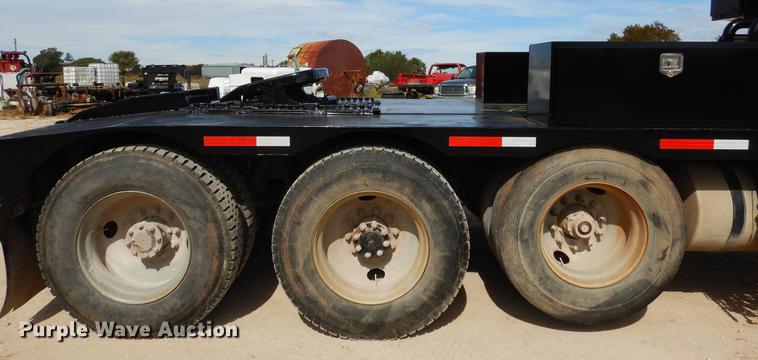 image for item DC5928 2009 Mack GU713 Granite winch truck