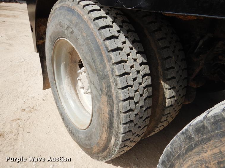 image for item DC5928 2009 Mack GU713 Granite winch truck