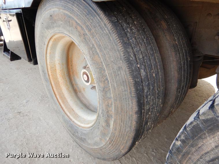 image for item DC5928 2009 Mack GU713 Granite winch truck