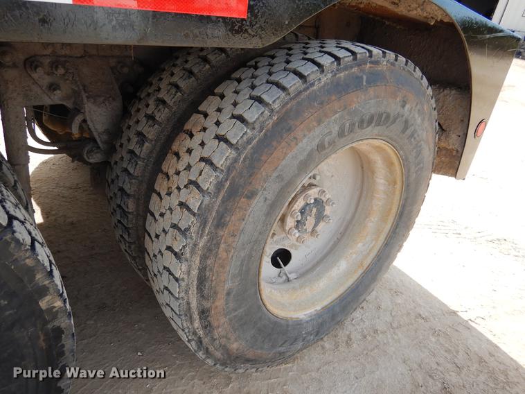 image for item DC5928 2009 Mack GU713 Granite winch truck