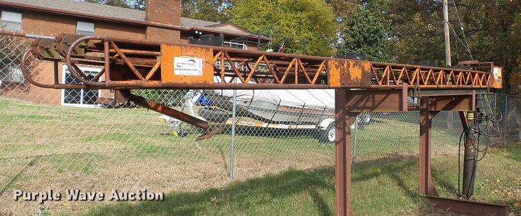 image for item DD2459 Clearfield G7LV-18 shingle conveyor