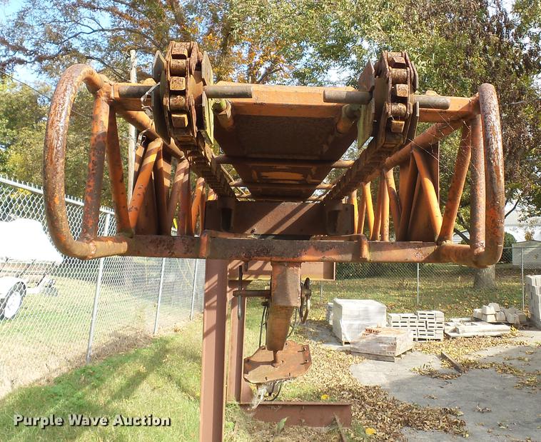 image for item DD2459 Clearfield G7LV-18 shingle conveyor