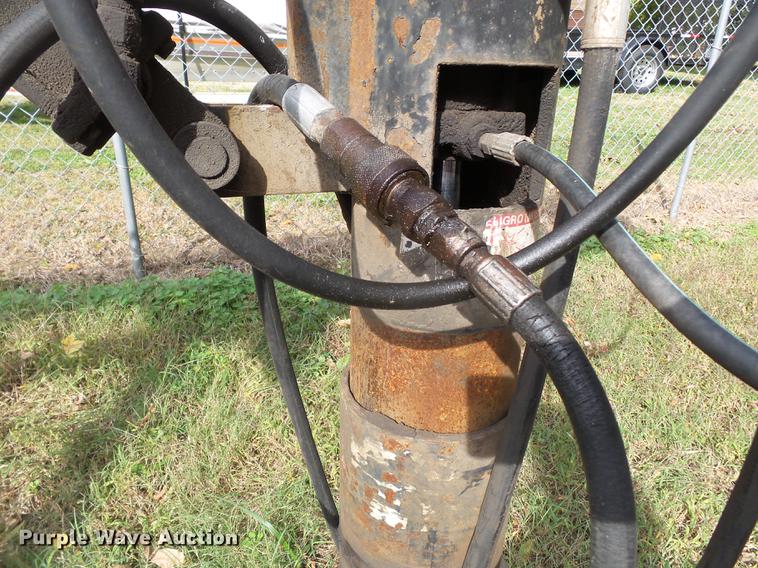 image for item DD2459 Clearfield G7LV-18 shingle conveyor